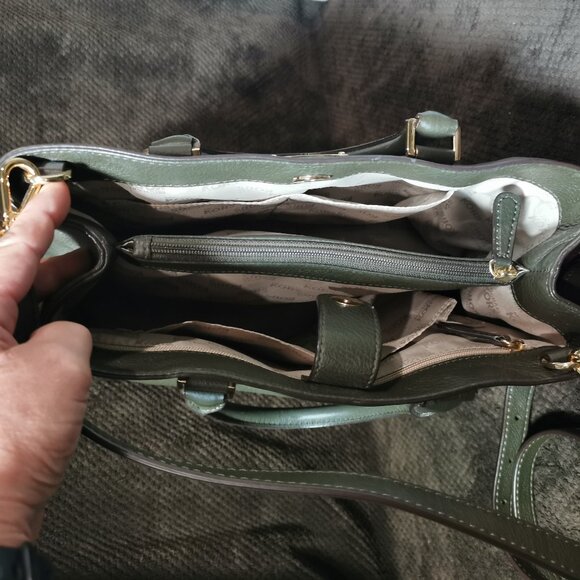 Olive/Gold Pebbled Leather Satchel/Crossbody EUC #253 - Picture 4 of 14